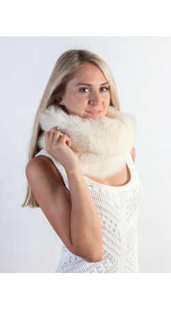 White fox fur neck warmer